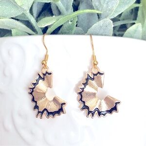 New Pencil Shavings Sharpening Dangle Drop Enamel Charm Earrings Teacher Gifts